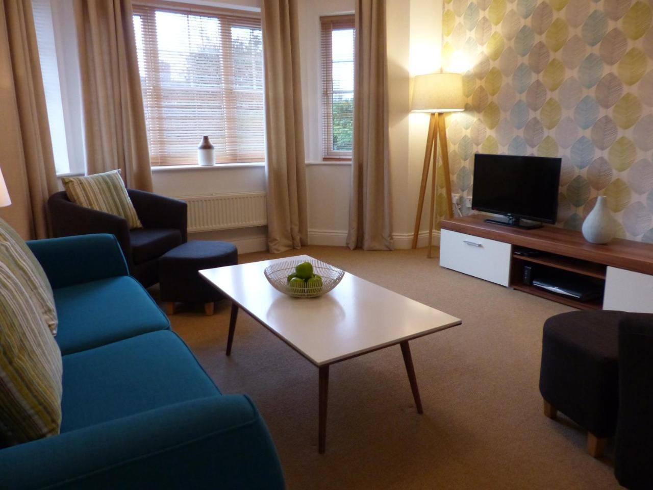 St Raphael House, City Centre Charming Apartments Basingstoke Zewnętrze zdjęcie